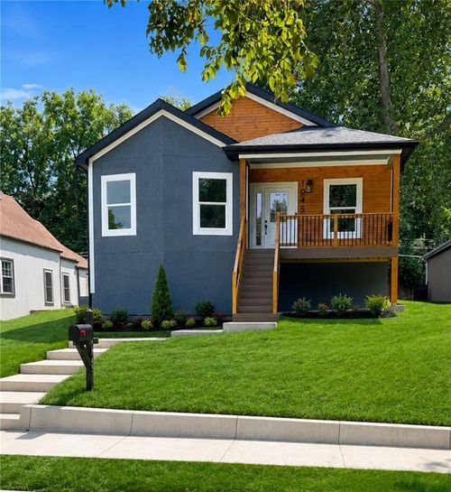 1045 Ann Ave, Kansas City, KS, 66102-4436 | Card Image