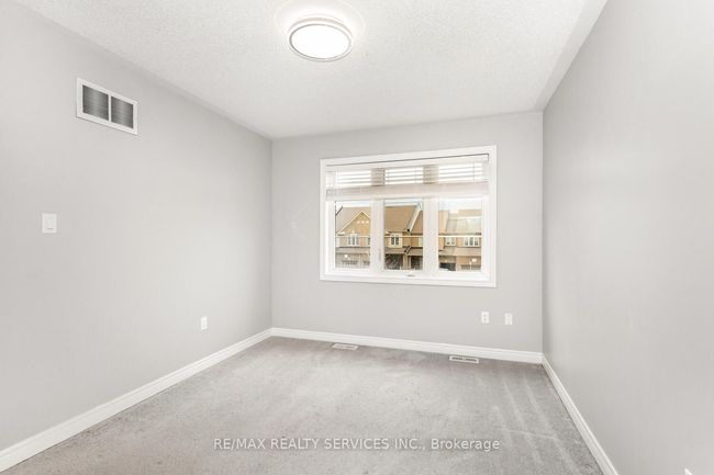 7 Mclaughlin Ave, House attached with 3 bedrooms, 3 bathrooms and 2 parking in Milton ON | Image 30
