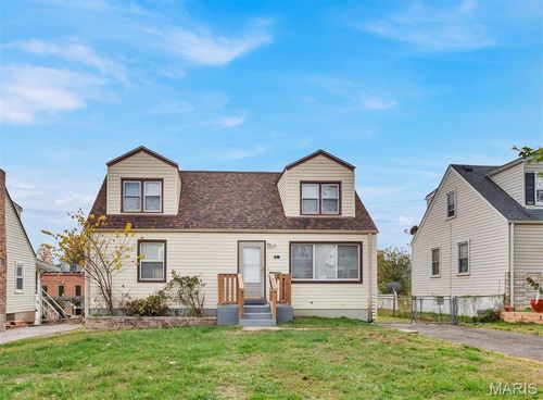 9822 Zykan Dr, Saint Louis, MO, 63114-2542 | Card Image