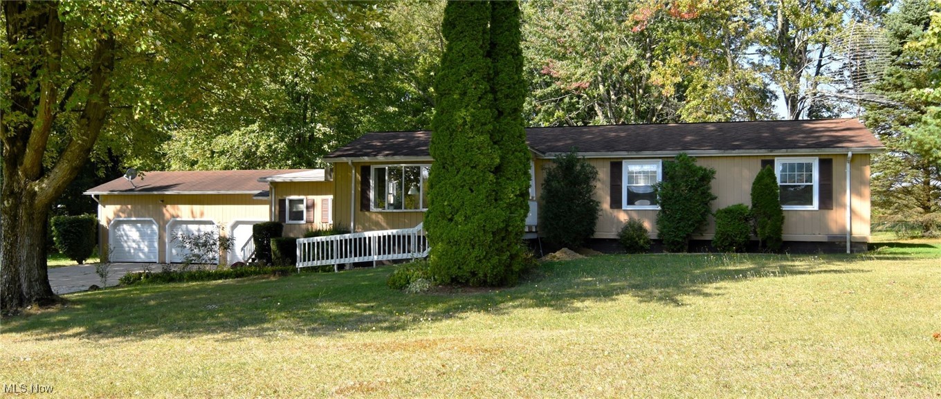 Limeridge Rd, Mantua, OH 44255