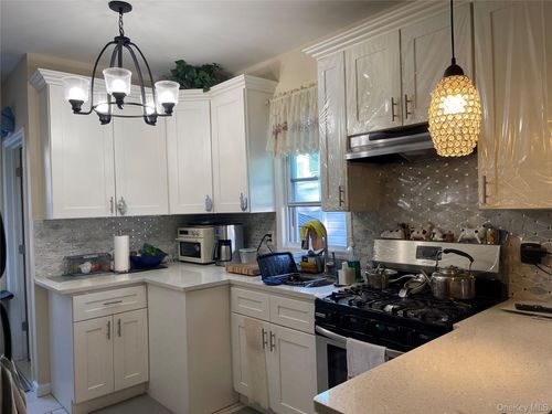 10459 126th St, South Richmond Hill, NY, 11419-2903 | Card Image