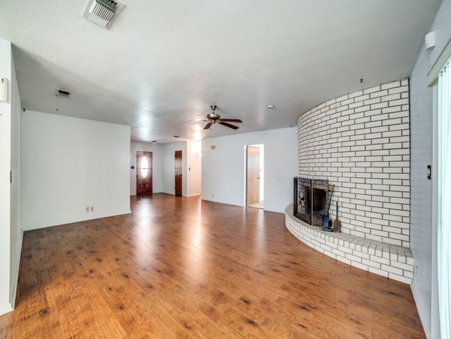 235 Wedgewood Ln, Home with 2 bedrooms, 2 bathrooms and 2 parking in Kerrville TX | Image 7