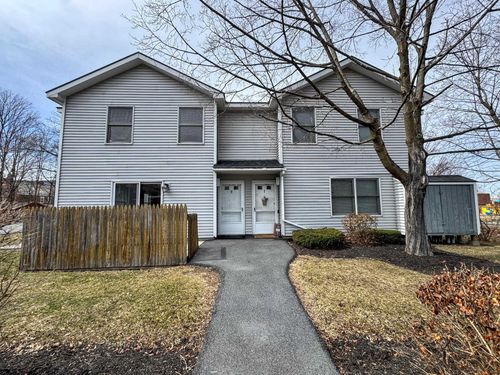 2-106 Park St, Bennington, VT, 05201-2583 | Card Image