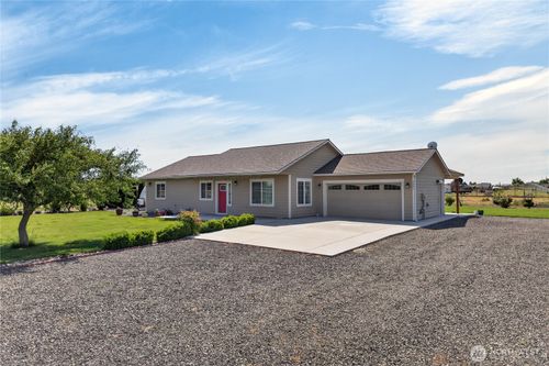 2381 W Dylan Ln, Othello, WA, 99344-2011 | Card Image