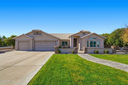 1426 N Omaha Cir, Mesa, AZ, 85205-4031 | Card Image