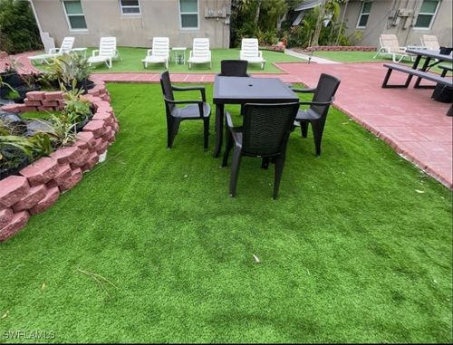 1136 Michigan Ave, NAPLES, FL, 34103-3864 | Card Image