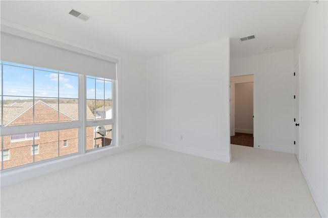 APT-413 - 1 1 St St, Condo with 3 bedrooms, 2 bathrooms and 1 parking in Oakmont PA | Image 13