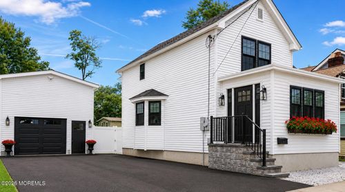 23 Manchester Ave, Keyport, NJ, 07735-1807 | Card Image