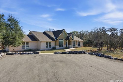 318 River Rdg, Boerne, TX, 78006-4505 | Card Image
