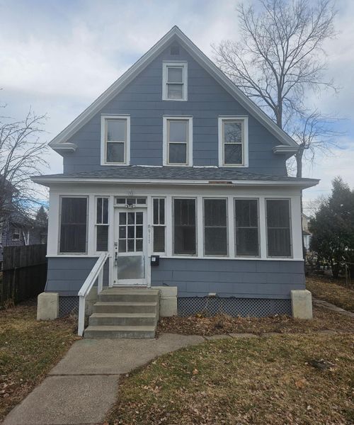 911 Jenks Ave, Saint Paul, MN, 55106-3209 | Card Image