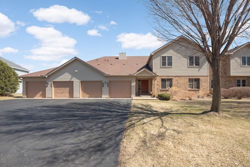 26b-4296 Fisher Ln, White Bear Tp, MN, 55110-7611 | Card Image