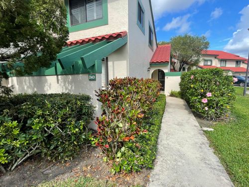 d-24-24 Lexington Ln W, Palm Beach Gardens, FL, 33418-7112 | Card Image