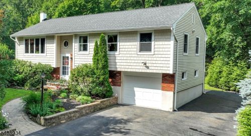 461 Otterhole Rd, West Milford, NJ, 07480-4328 | Card Image