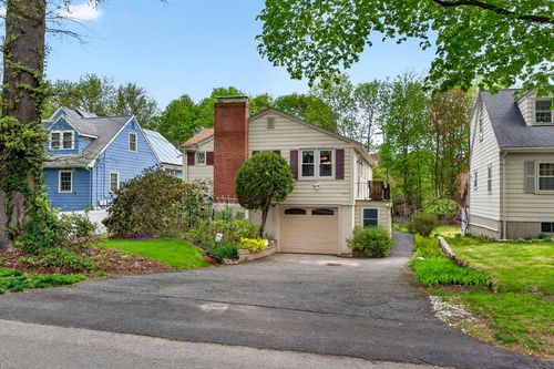 46 Grapevine Ave, Lexington, MA, 02421 | Card Image