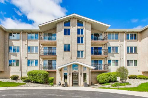 2f-9750 Koch Ct, Orland Park, IL, 60467-5584 | Card Image