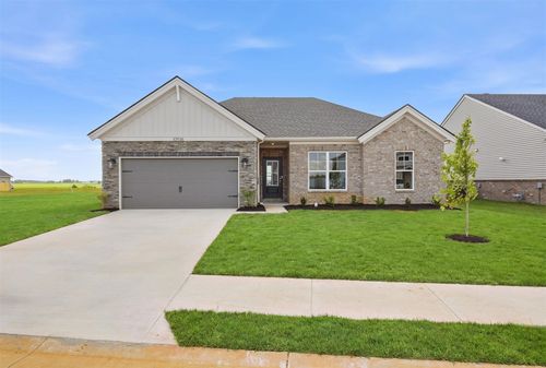 10936 Chickasaw Ct, Bowling Green, KY, 42101-6382 | Card Image