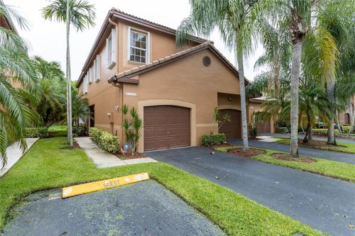 1402 Veracruz Ln, Weston, FL, 33327-1738 | Card Image