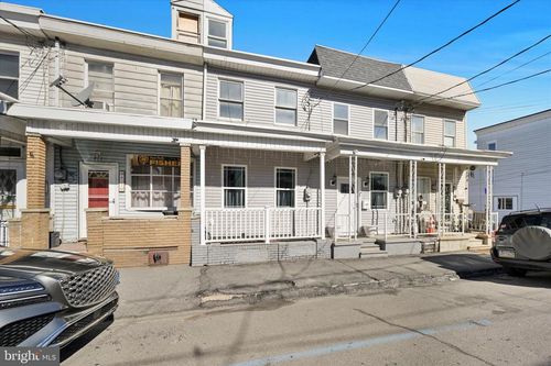 409 W Spruce St, Mahanoy City, PA, 17948-2551 | Card Image