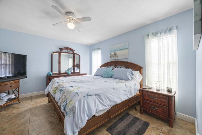 2442 Sw Lafayette St, House other with 3 bedrooms, 2 bathrooms and null parking in Port St. Lucie FL | Image 19