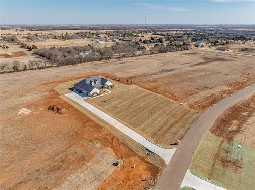 20904 Rush Creek Rd, Edmond, OK, 73012-4088 | Card Image