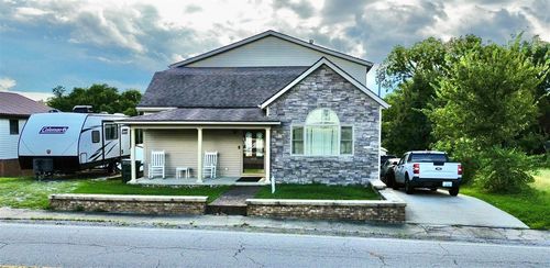 612 N Broadway St, Carlisle, KY, 40311-8300 | Card Image