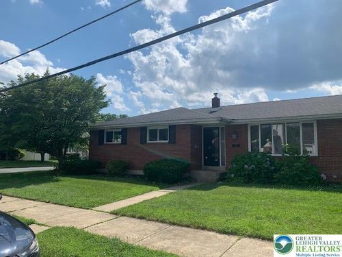 205 W Wabash St, ALLENTOWN, PA, 18103-5089 | Card Image