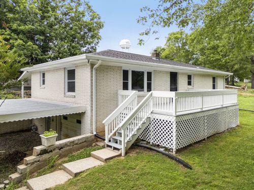 131 Bold Springs Rd, Mc Ewen, TN, 37101-4311 | Card Image