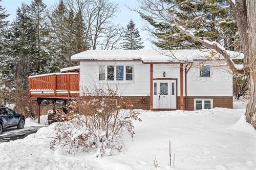 10 Meadow Dr, Barre, VT, 05641-5130 | Card Image