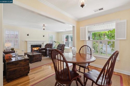 321 F St, Martinez, CA, 94553-3133 | Card Image