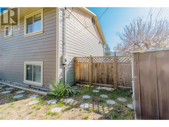 11885 Middleton Rd, House other with 5 bedrooms, 4 bathrooms and 3 parking in Lake Country BC | Image 56