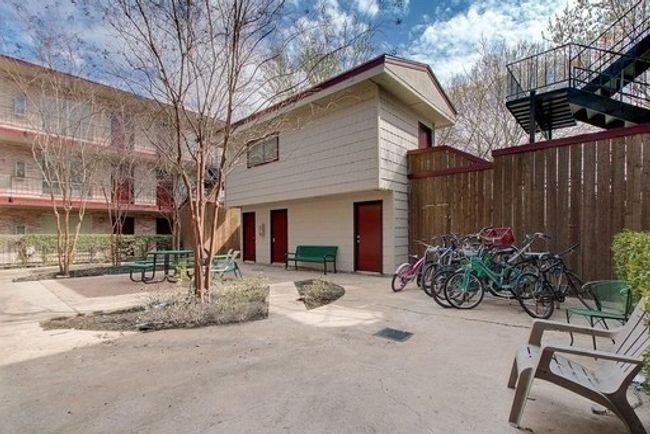 Exterior space | Image 4