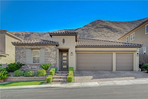 3943 Reyes Ave, Las Vegas, NV, 89141-8825 | Card Image