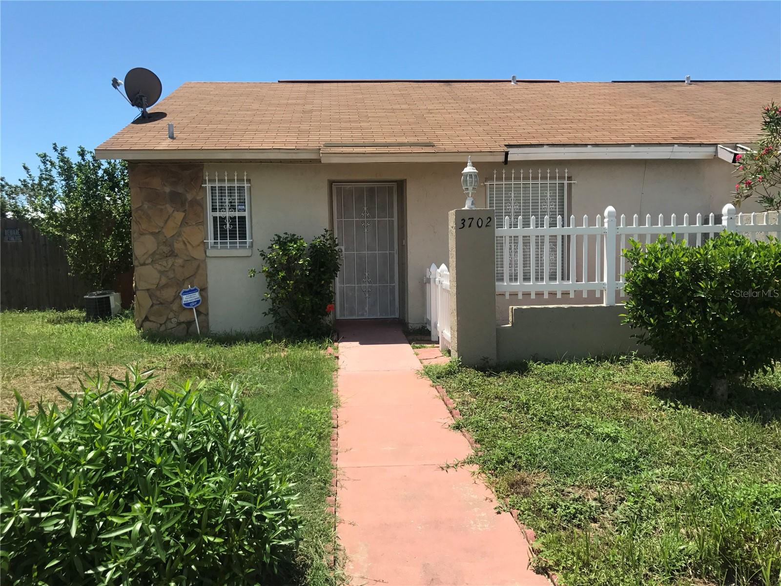 Spring Land Dr, Orlando, FL 32818