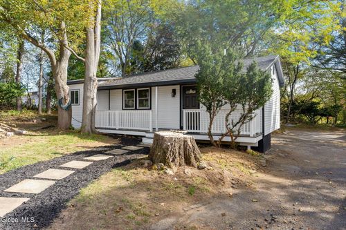 121 County Highway 142a, Johnstown, NY, 12095-3725 | Card Image