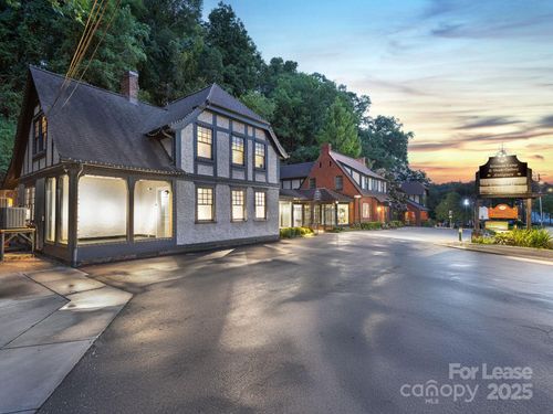 30 All Souls Cres, Asheville, NC, 28803-2670 | Card Image