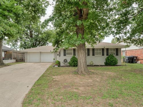 7013 Nw 28th St, Bethany, OK, 73008-4620 | Card Image