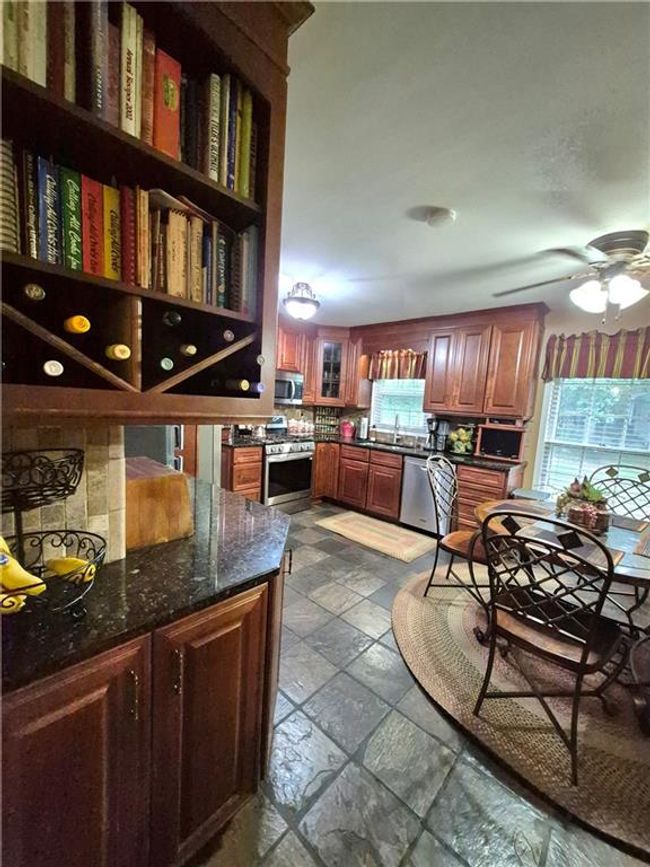4094 Carlisle Pl, House other with 4 bedrooms, 3 bathrooms and 5 parking in Stone Mountain GA | Image 14