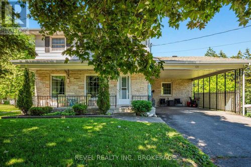 121 Union St, Napanee, ON, K7R2W2 | Card Image