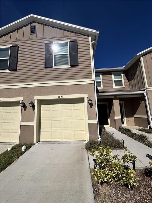 1632 Mirabella Cir, DAVENPORT, FL, 33897-6321 | Card Image