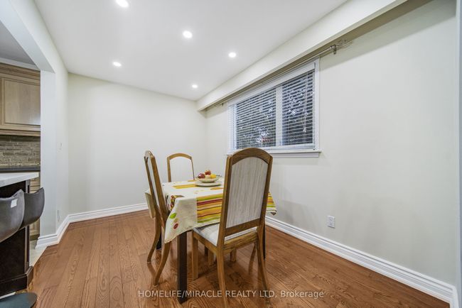 38 River View Dr, House other with 4 bedrooms, 3 bathrooms and 4 parking in Brampton ON | Image 13
