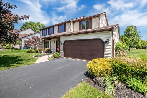 402 Glen Oak Dr, East Amherst, NY, 14051-1144 | Card Image