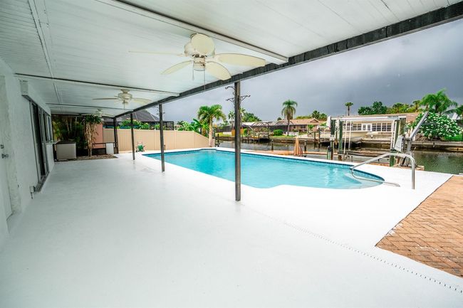 913 Spindle Palm Way, House other with 4 bedrooms, 2 bathrooms and null parking in APOLLO BEACH FL | Image 34