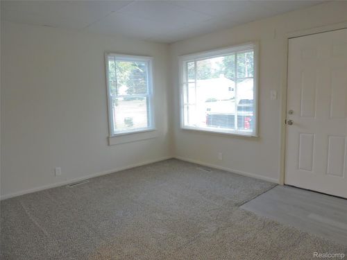4014 Jacque St, Flint, MI, 48532-3842 | Card Image