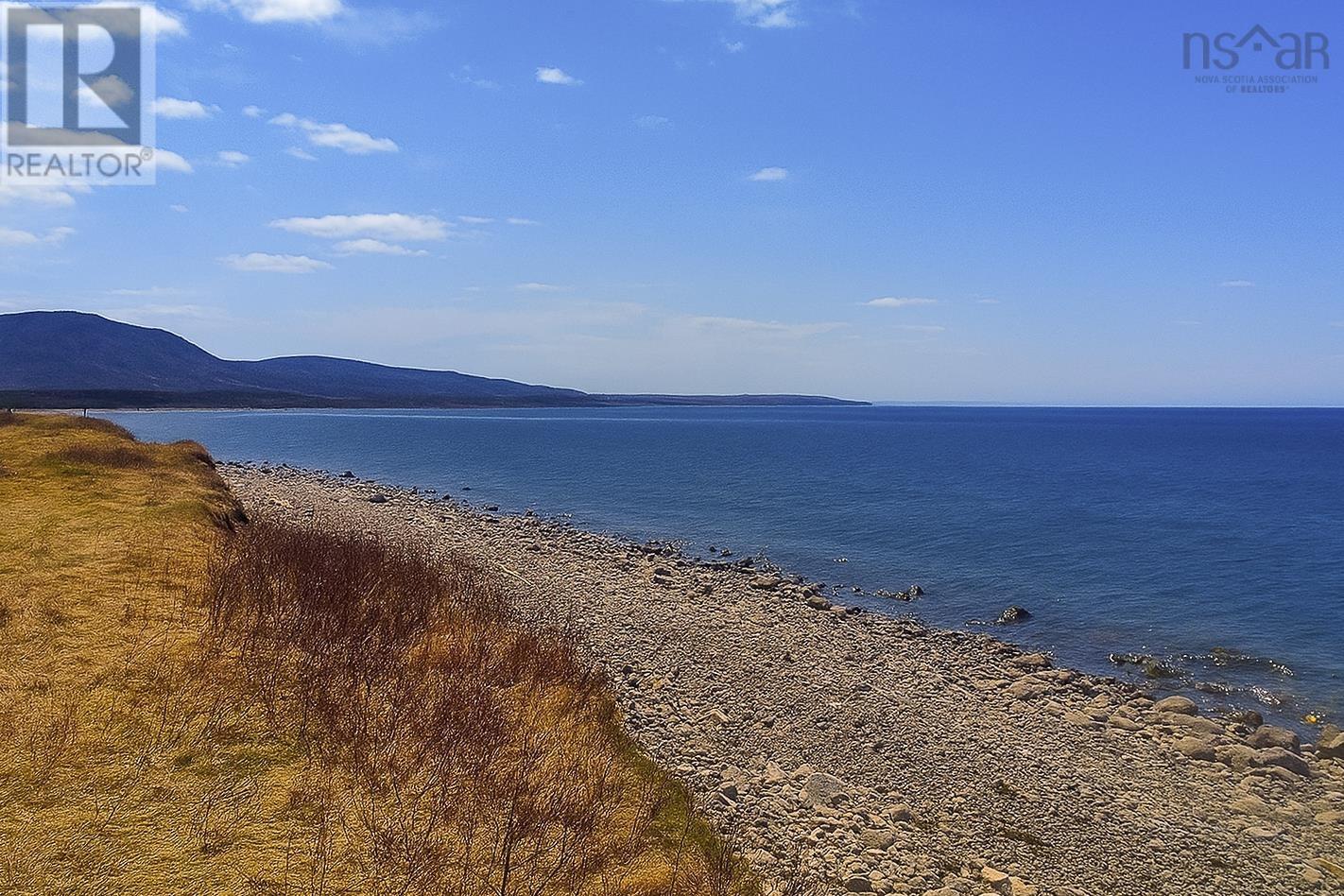 Land in Point Cross 4