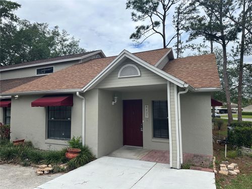 8425 Laurelon Pl, TEMPLE TERRACE, FL, 33637-6569 | Card Image