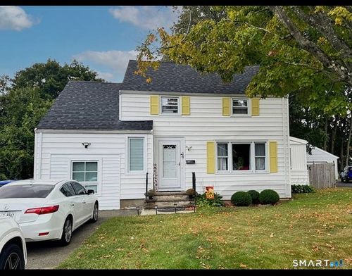 107 Richfield Rd, Bridgeport, CT, 06606-1040 | Card Image