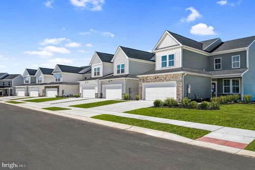 2243 Winchelsea Parkway, MIDDLETOWN, DE, 19709 | Card Image