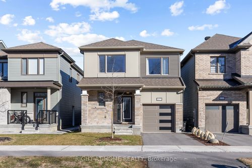 837 Derren Avenue, Stittsville - Munster - Richmond, ON, K2S3A7 | Card Image