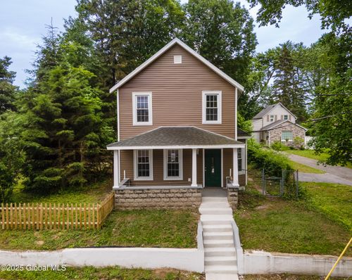 20 Eagle St, Scotia, NY, 12302-1806 | Card Image