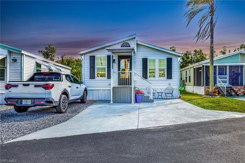 8708 Pepperwood Dr, ESTERO, FL, 33928-4020 | Card Image